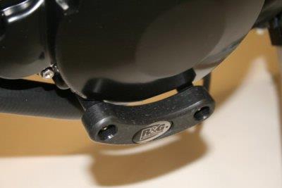 ENGINE CASE SLIDER L/H SIDE – TRIUMPH SPEED TRIPLE & TIGER